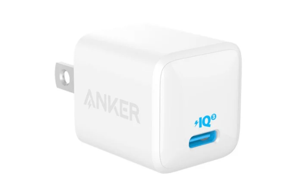 Anker تطلق شاحنها السريع Power Port III Nano في السعودية
