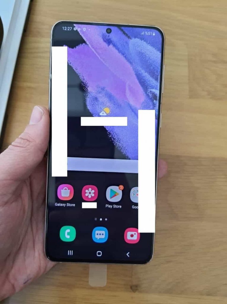 سامسونج جالكسي اس 21 بلس Samsung Galaxy S21 plus يتألّق بشاشة مسطحة وتصميم مميز في صور حيّة جديدة