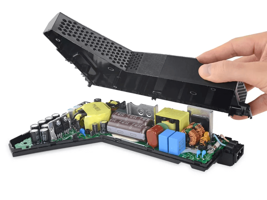تفكيك بلايستيشن 5 - PS5 على منصة iFixit يظهر تفاصيل جديدة 3 تفكيك بلايستيشن 5 - PS5 على منصة iFixit يظهر تفاصيل جديدة