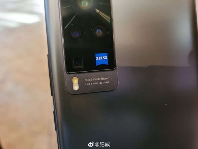 فيفو اكس 60 برو - vivo X60 Pro تسريب فيديو فتح صندوق الهاتف و صور حيّة جديدة 10 فيفو اكس 60 برو - vivo X60 Pro تسريب فيديو فتح صندوق الهاتف و صور حيّة جديدة