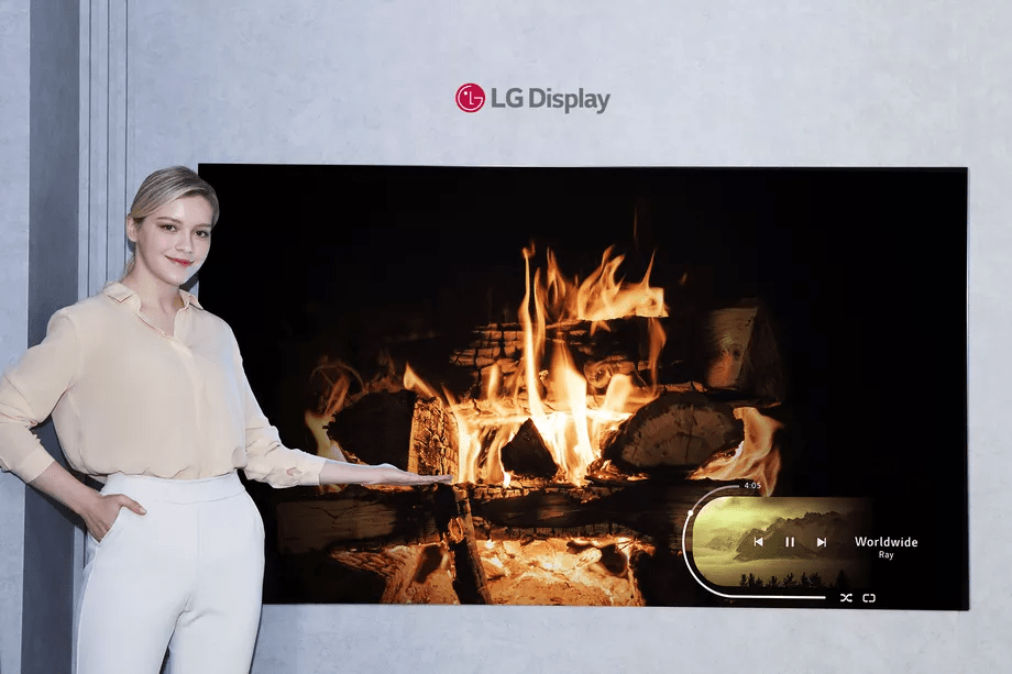 معرض CES 2021 - ال جي تقدّم أصغر تلفاز بشاشة OLED وحجم 42 إنش 2 معرض CES 2021 - ال جي تقدّم أصغر تلفاز بشاشة OLED وحجم 42 إنش