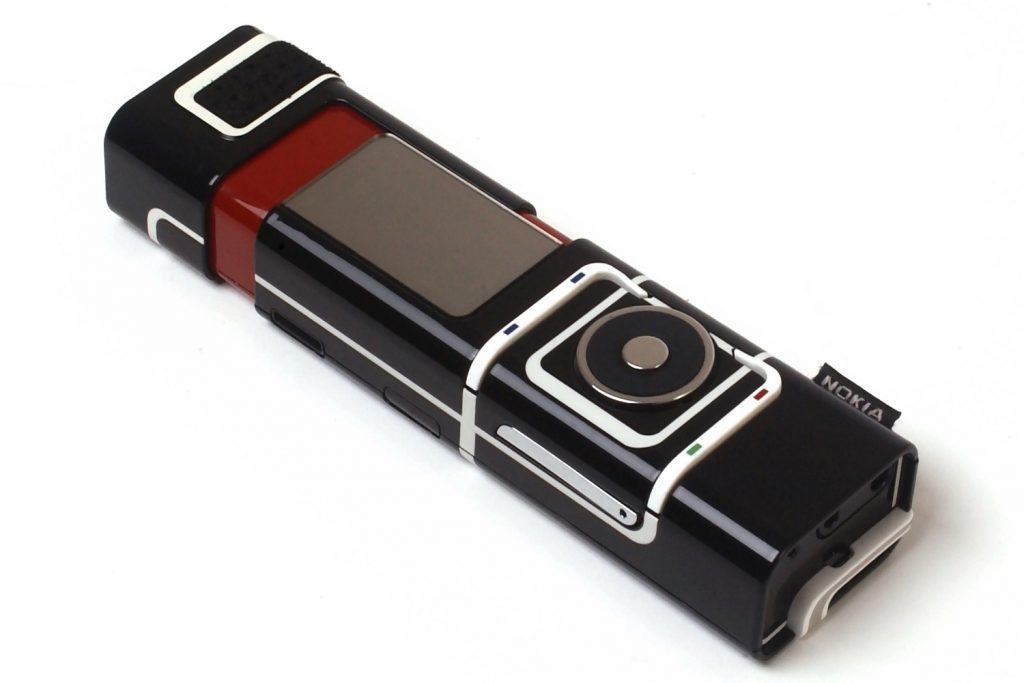 أغرب 10 هواتف في العالم | قلم بداخله هاتف، من عجائب الشركات 7 Nokia 7280
