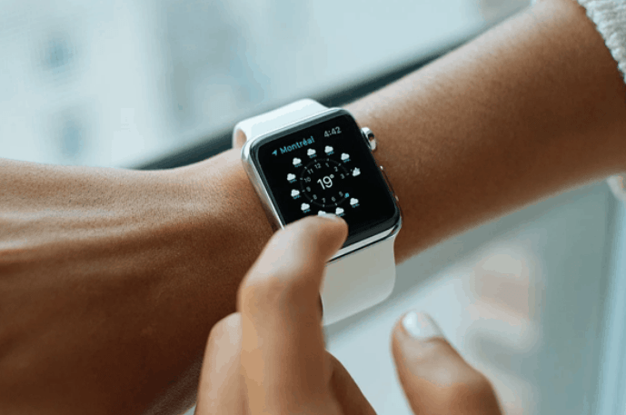 آبل وتش تتمكن من اكتشاف الإصابة بكورونا قبل ظهور الأعراض بـ7 أيام 1 آبل وتش