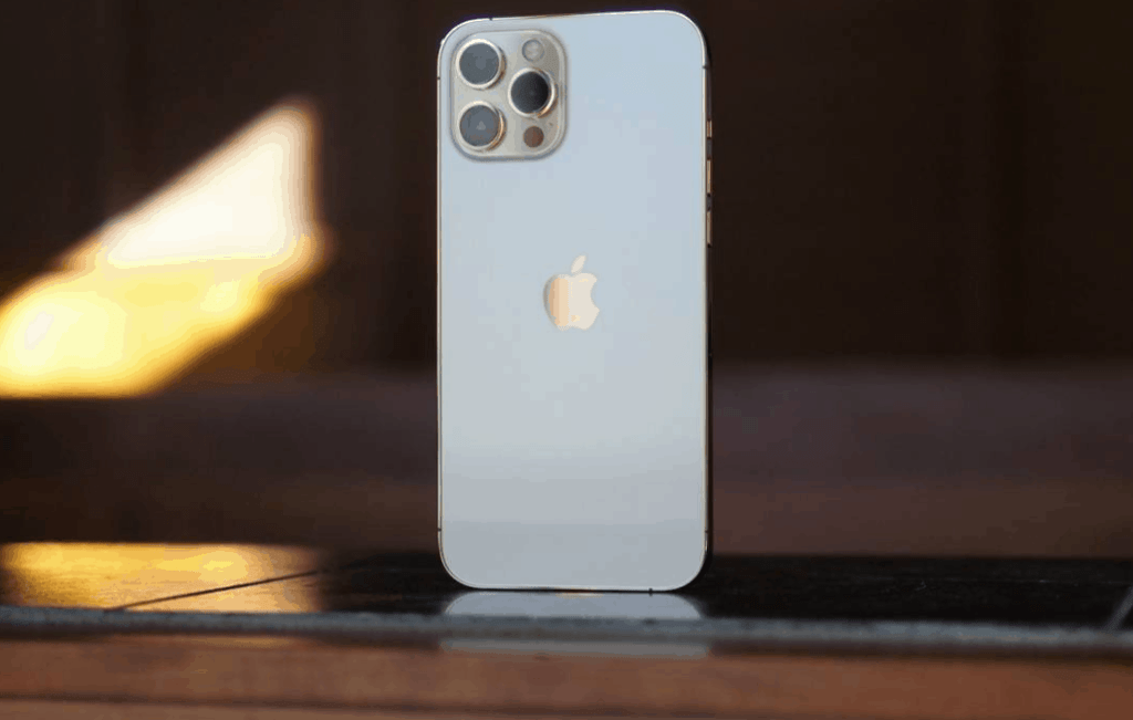 سعر ايفون 13 برو iPhone 13 Pro وأول نظرة على الهاتف في تسريبات مصوّرة