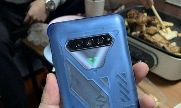 شاومي بلاك شارك 4 برو - Black Shark 4 Pro الصور الحية وموعد الإطلاق الرسمي يظهران في التسريبات 1 شاومي بلاك شارك 4 برو