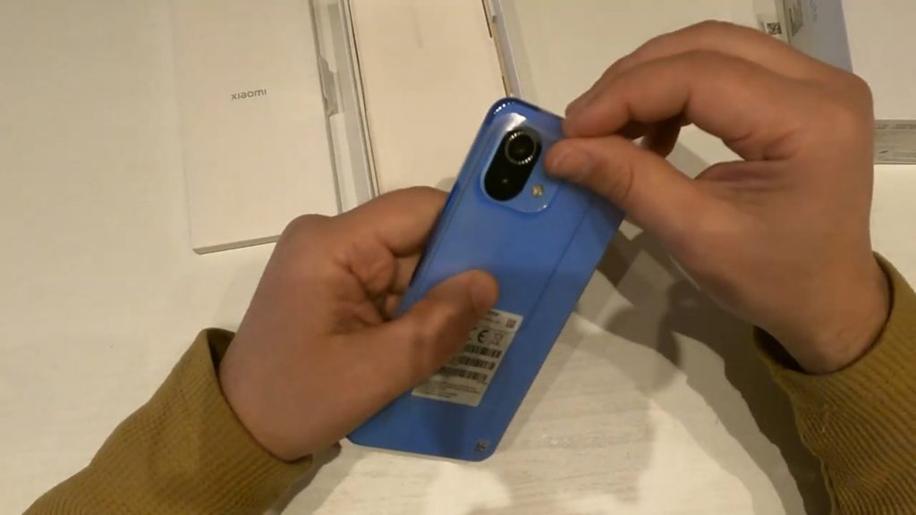 شاومي مي 11 لايت Xiaomi Mi 11 Lite فتح صندوق الهاتف وتأكيد مواصفاته في تسريب جديد 8 شاومي مي 11 لايت Xiaomi Mi 11 Lite فتح صندوق الهاتف وتأكيد مواصفاته في تسريب جديد
