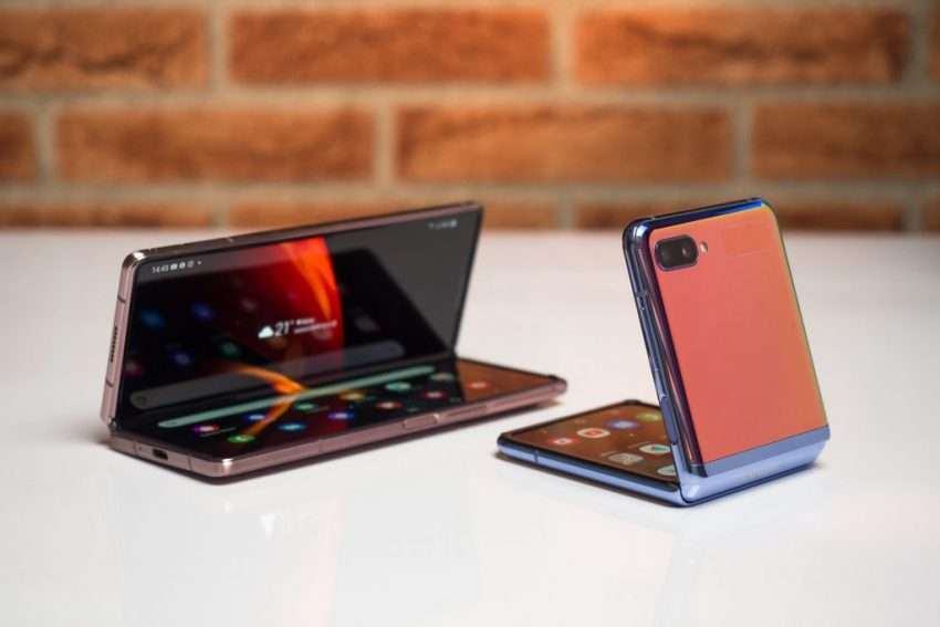 سامسونج جالكسي زد فولد 2 - Samsung Galaxy Z Fold2 بتخفيض مدهش ودائم! 3 جالكسي زد فولد 2