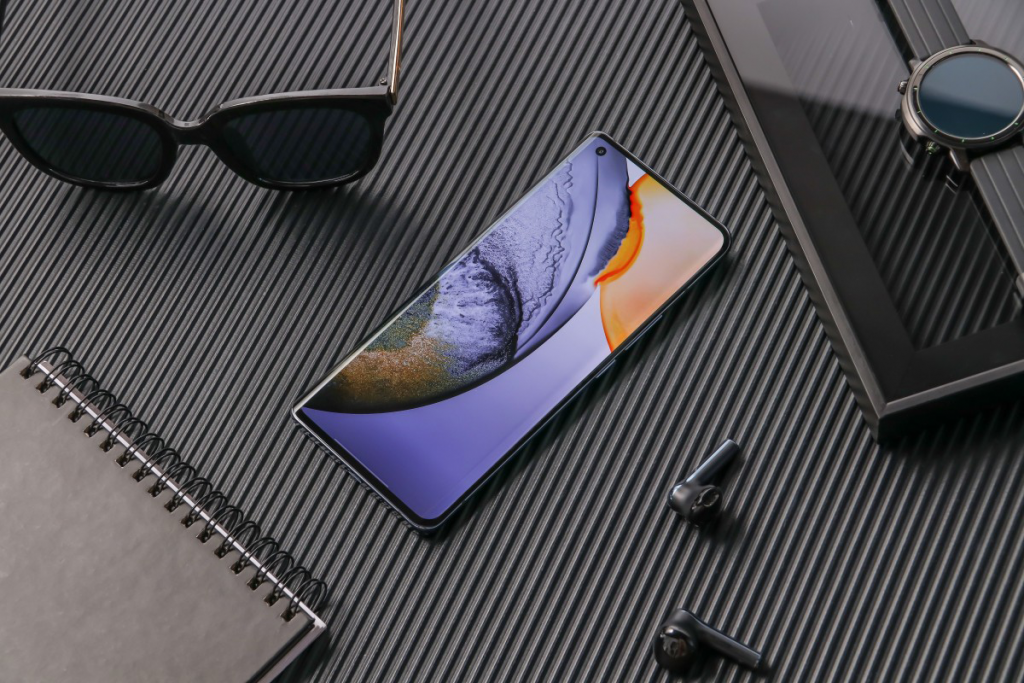 مواصفات فيفو اكس 70 برو بلس – vivo X70 Pro Plus تظهر في أول التسريبات 2 مواصفات فيفو اكس 70 برو بلس – vivo X70 Pro Plus تظهر في أول التسريبات