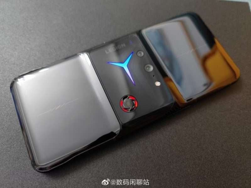 لينوفو ليجن 2 برو – Lenovo Legion 2 Pro يظهر في أول الصور الحيةّ بتصميم غير متوقّع 3 لينوفو ليجن 2 برو – Lenovo Legion 2 Pro يظهر في أول الصور الحيةّ بتصميم غير متوقّع