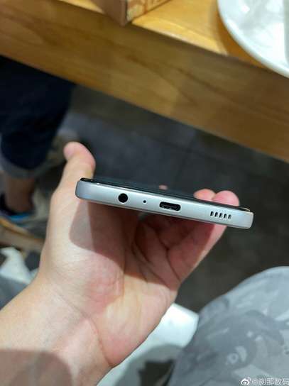 مواصفات سامسونج جالكسي اف 52 - Samsung Galaxy F52 والسعر المتوقع بأحدث التسريبات 2 سامسونج جالكسي اف 52