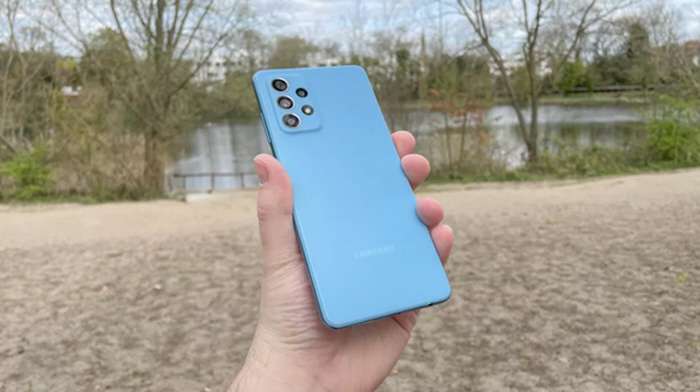 سامسونج جالكسي اى 52 - Galaxy A52 يفتقد إلى ميزة واحدة كانت ستجعله هاتفًا رائدًا مثاليًا 4 سامسونج جالكسي اى 52