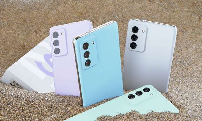 جالكسي اس 21 اف اي Galaxy S21 FE سيأتي مع بطارية كبيرة إنتاج LG وخصائص جديدة 1 جالكسي اس 21 اف اي Galaxy S21 FE سيأتي مع بطارية كبيرة إنتاج LG وخصائص جديدة