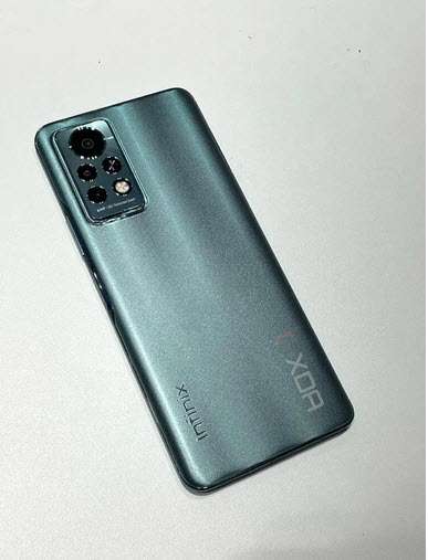 انفنيكس نوت - Infinix Note هاتف غامض يظهر في صور حية تكشف التصميم والمواصفات 2 انفنيكس نوت - Infinix Note هاتف غامض يظهر في صور حية تكشف التصميم والمواصفات