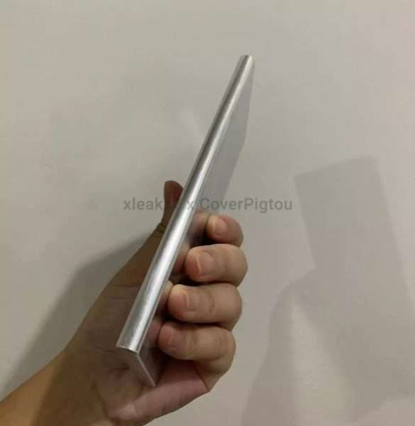 سامسونج جالكسي اس 22 الترا – Samsung Galaxy S22 Ultra يظهر بتصميمه الجديد في قوالب معدنية مسرّبة 4 سامسونج جالكسي اس 22 الترا – Samsung Galaxy S22 Ultra يظهر بتصميمه الجديد في قوالب معدنية مسرّبة
