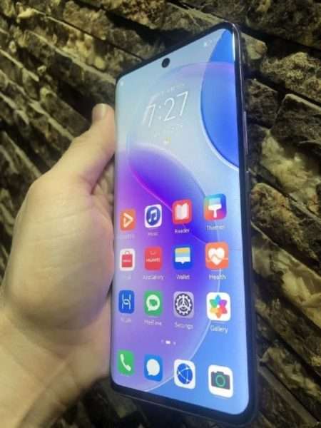 واجهة هواوي EMUI 12 : هل ستصل مع نظام أندرويد أم هارموني او اس؟