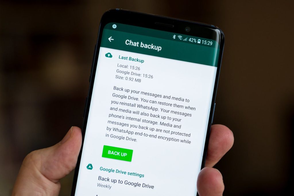 واتساب WhatsApp سيسمح للمستخدمين التحكم بحجم النسخ الاحتياطي للدردشات قريبًا 3 واتساب WhatsApp سيسمح للمستخدمين التحكم بحجم النسخ الاحتياطي للدردشات قريبًا