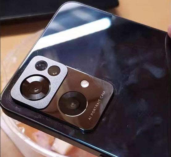 اوبو رينو 7 - OPPO Reno7 يظهر في صور حيّة بدقة عالية تكشف تصميم الواجهة الخلفية 10 اوبو رينو 7 - OPPO Reno7 يظهر في صور حيّة بدقة عالية تكشف تصميم الواجهة الخلفية