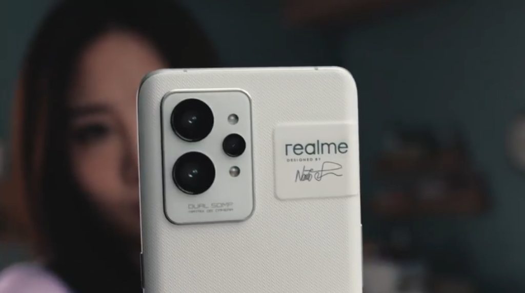 ريلمي جي تي 2 برو Realme GT 2 Pro الإصدار الرئيسي يظهر في إعلان تشويقي رسمي