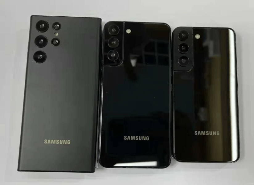 سامسونج جالكسي اس 22 - Galaxy S22 هواتف السلسلة تظهر في نموذج حي