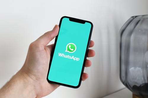 واتساب – WhatsApp يقدّم ميزة جديدة لنظام الإشعارات على أجهزة الايفون