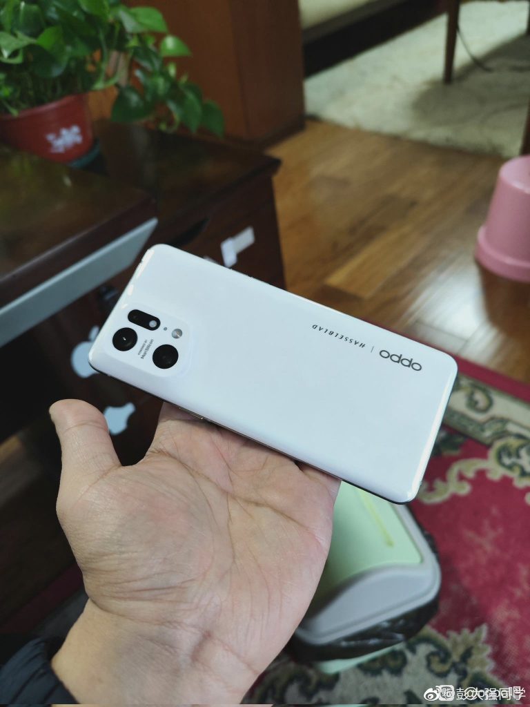 اوبو فايند اكس 5 برو – OPPO Find X5 Pro بمعالج ديمنستي يتألّق بمواصفاته قبل الإطلاق الرسمي