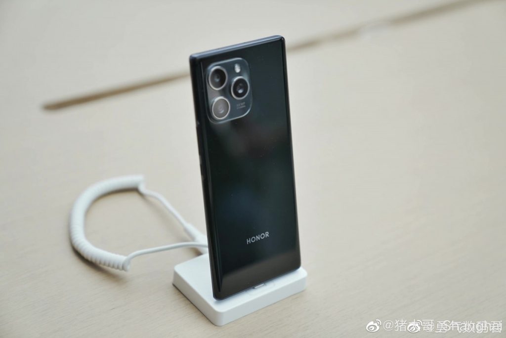 سعر ومواصفات هونر 60 اس اي – Honor 60 SE بتصميم كاميرا خلفية مألوف رسميًا