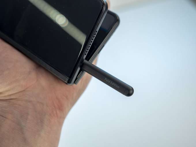 سامسونج جالكسي زد فولد 4 – Galaxy Z Fold 4 قلم S Pen المخصص للهاتف يدخل مرحلة الإنتاج حاليًا