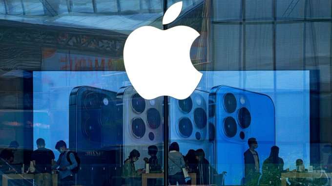 ايفون 14 – iPhone 14 سامسونج تغيّر خطة التوريد وتقرر إنتاج شاشات OLED لهذا الهاتف فقط! 22 ايفون 14 – iPhone 14 سامسونج تغيّر خطة التوريد وتقرر إنتاج شاشات OLED لهذا الهاتف فقط!