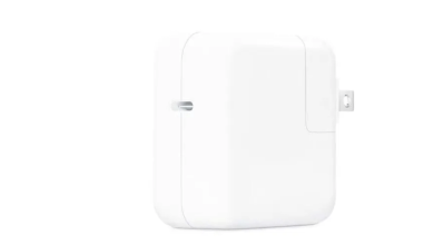 آبل تعمل على شاحن USB-C