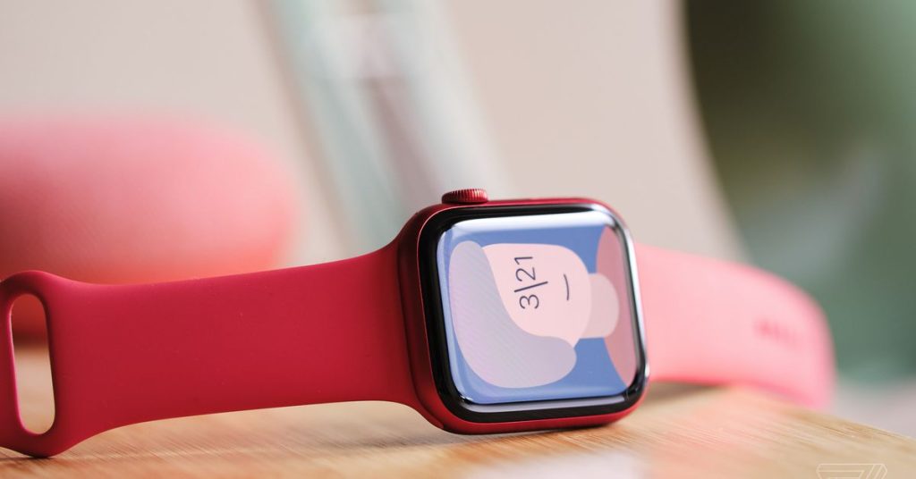 ابل واتش سيريس 6 - Apple Watch Series 6 تواجه مشكلة مزعجة في الشاشة والشركة تقدّم الحل!