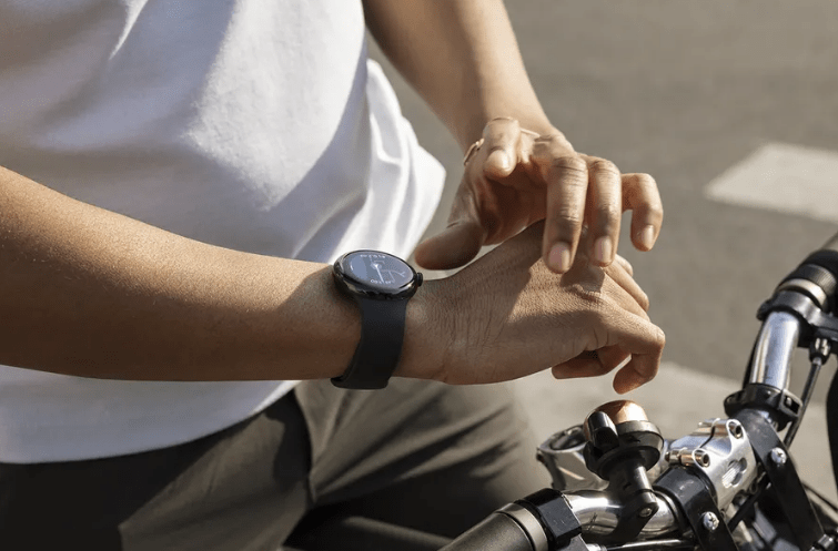 بكسل ووتش - Pixel Watch الشركة تؤكد تصميم الساعة وبعض المواصفات