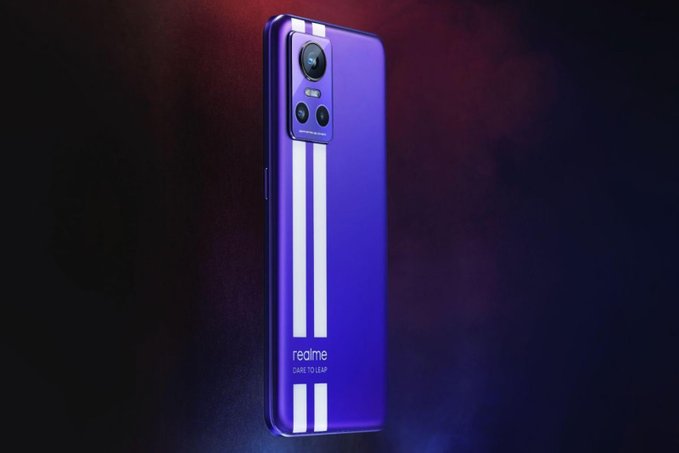 realme GT Neo 3T