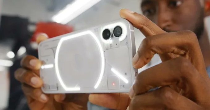 هاتف Nothing Phone (1) كشف تفاصيل مثيرة للاهتمام في مقطع فيديو جديد للهاتف الغامض