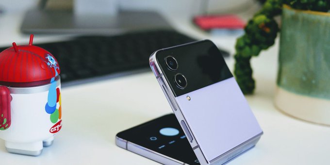 Galaxy Z Flip 4