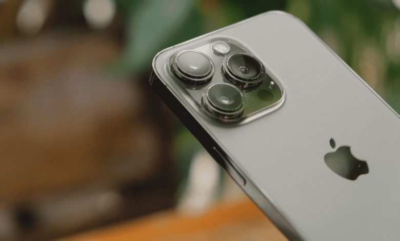 iPhone 15