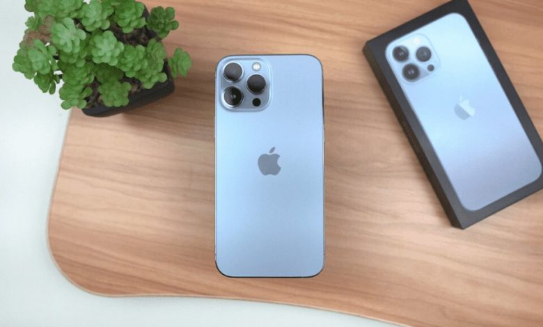 iPhone 15