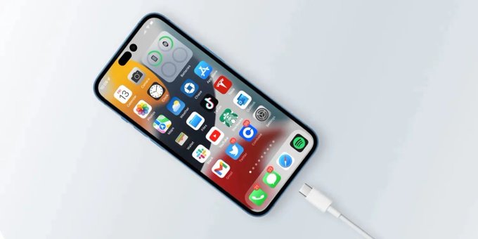 ابل تقرر استبدال منفذ الشحن Lighting بمنفذ USB-C