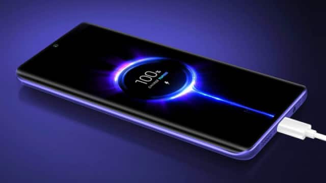 شاحن اوبو بقوة 240 واط