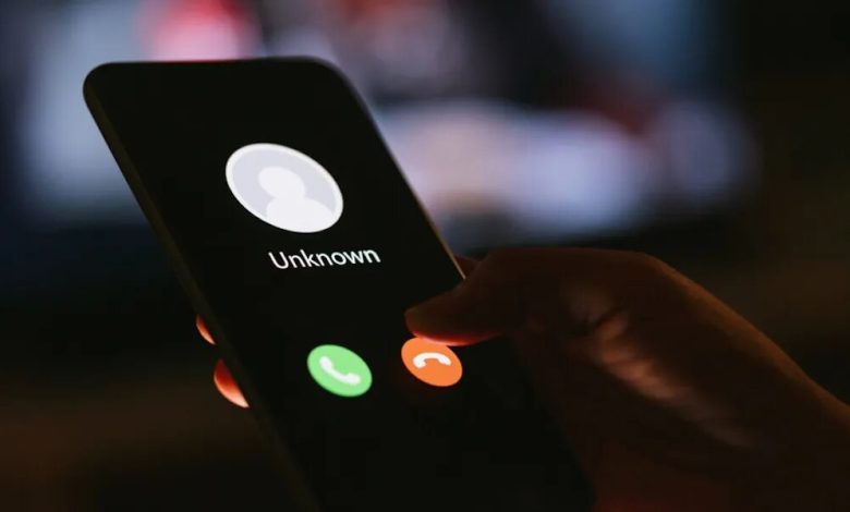 الاتصال بشخص قام بحظر رقمك