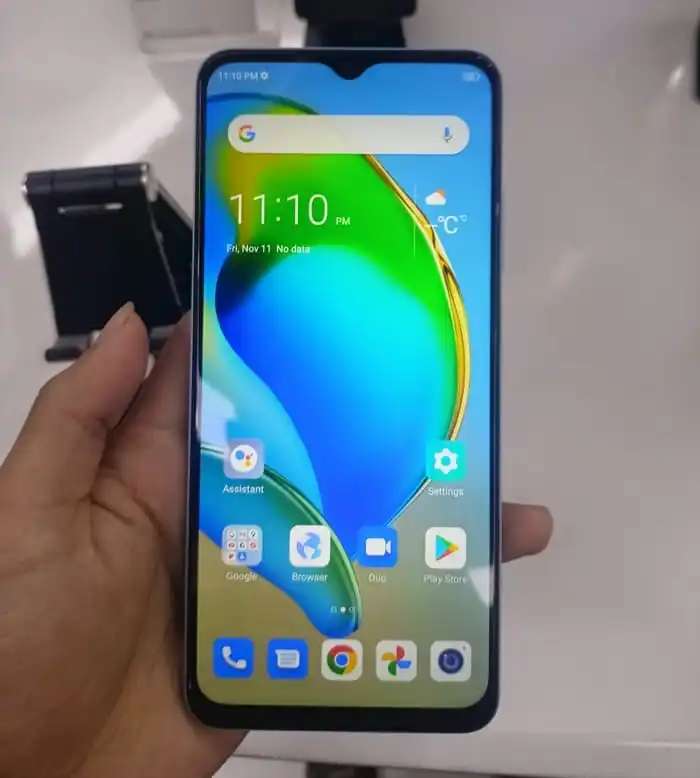 ZTE Blade V40
