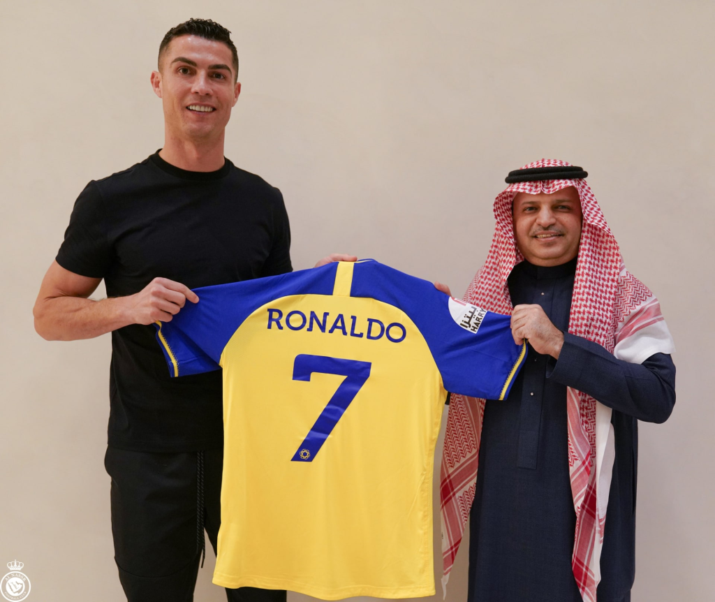 نشرة تك
