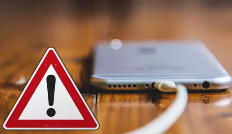أخطاء شائعة أثناء شحن الهاتف