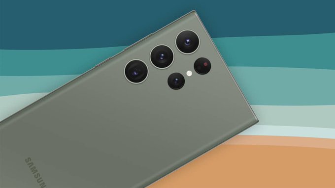 أوقفت شركة سامسونج مؤقتاً توزيع تحديث One UI 6.1.1 لجهاز Galaxy S23 Ultra بعد ظهور مشاكل في الكاميرا. وبالرغم من أن التحديث قد بدأ أخيراً في الوصول لمستخدمي الولايات المتحدة، إلا أن سامسونج قررت تعليق التحديث بسبب المشكلات التي تسببها الكاميرا.