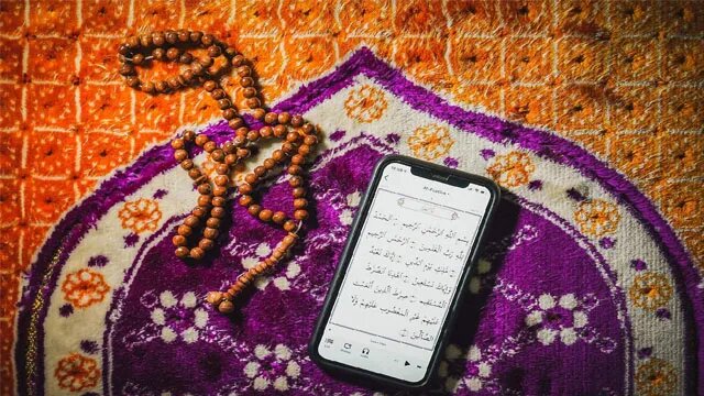 تطبيقات القرآن الكريم في رمضان