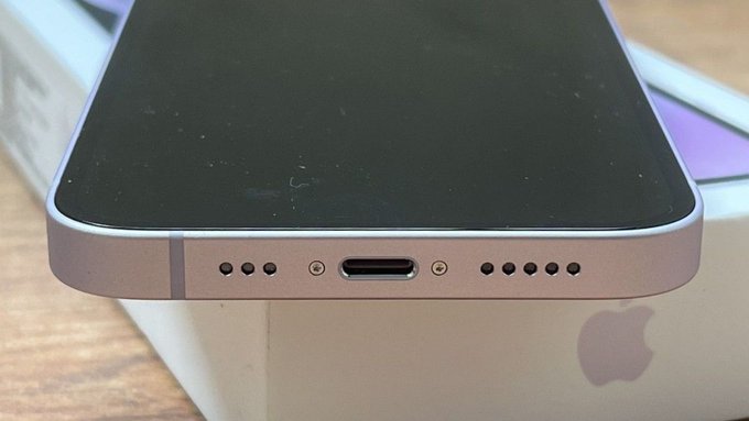 iPhone 15