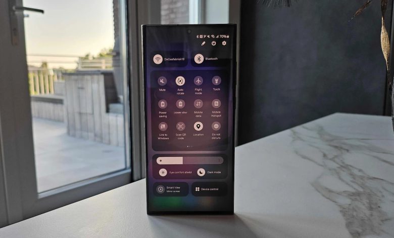 واجهة One UI 6