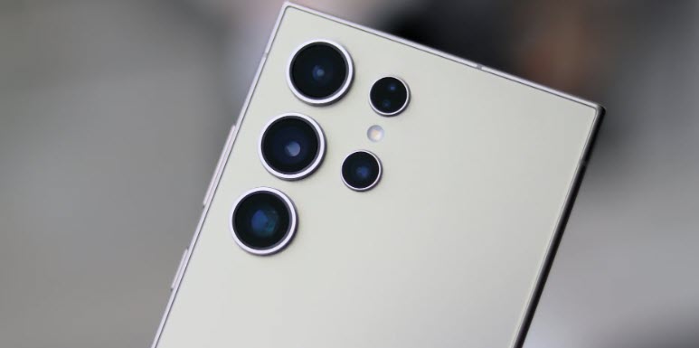 خلال الأسبوع ونصف الأسبوع الماضيين، لم نسمع سوى أخبار جيدة حول تحديث واجهة One UI 7.0 القادم من شركة سامسونج. والآن، ظهرت معلومات مسربة جديدة تجعلنا نشعر بمزيد من الأمل بشأن إمكانات تحديث واجهة One UI 7.0 المنتظر.