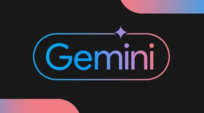 قدم شركة جوجل في حدث هذا الأسبوع ميزات جديدة ومتقدمة لـ خدمة جيميناي لايف Gemini Live، بما في ذلك محادثات بأصوات أكثر طبيعية. كانت هذه الميزة متاحة في البداية لأجهزة Pixel، والآن تم إطلاقها لهواتف سامسونج، مما يتيح لهذه الأجهزة الوصول إلى أحدث روبوت دردشة من جوجل.