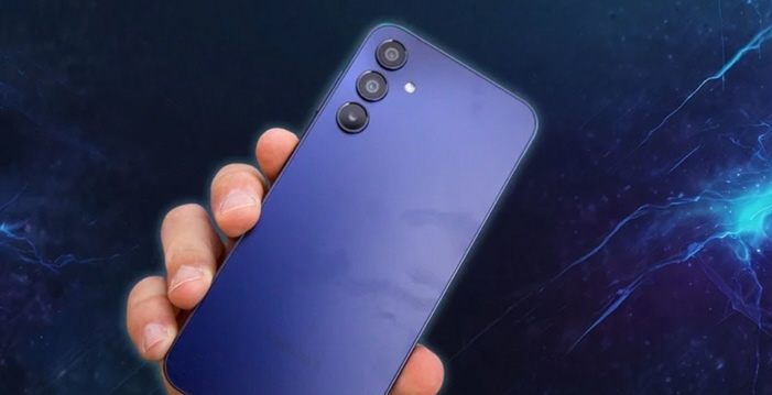 يُتوقع أن يتم إطلاق هاتف سامسونج جالكسي اى 16 "Samsung Galaxy A16 5G" رسميًا في ديسمبر، لكن ذلك لم يمنع تسريب الكثير من المعلومات عنه مؤخرًا، وآخرها صورة رسمية تُظهر الهاتف من جميع الزوايا.