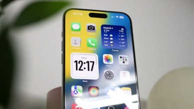 من الممكن أن يُجبر الاتحاد الأوروبي ابل على فتح نظام iOS لمصنّعين آخرين مثل سامسونج، مما يمثل تغييرًا كبيرًا في صناعة التكنولوجيا. هذا التوجه يتعارض مع فلسفة ابل التي تعتمد على تكامل برامجها مع أجهزتها لتحقيق أفضل أداء وتجربة مستخدم.